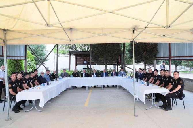 Denizli’de Bayramlaşma Geleneği Değişmedi