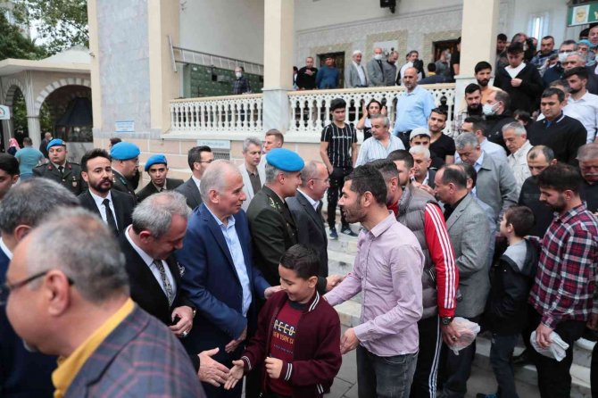 Denizli’de Bayramlaşma Geleneği Değişmedi