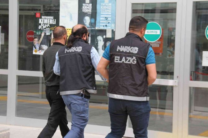 Elazığ’da Emniyet Ekipleri Uyuşturucu Tacirlerine Göz Açtırmıyor