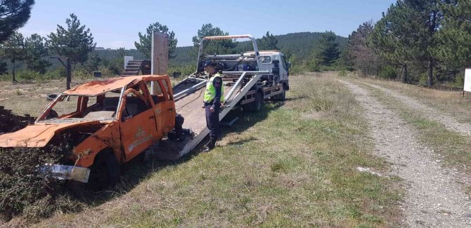 Trafik Kazalarına Hasarlı Araçla Dikkat Çekiliyor