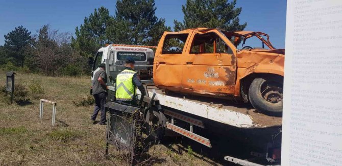 Trafik Kazalarına Hasarlı Araçla Dikkat Çekiliyor