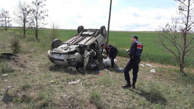 Bayramları Kabusa Döndü, Tilkiye Çarpmamak Takla Attı: 5 Yaralı