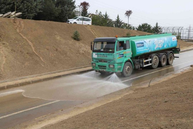 Şehir Hastanesi Yolu Güzelleşiyor