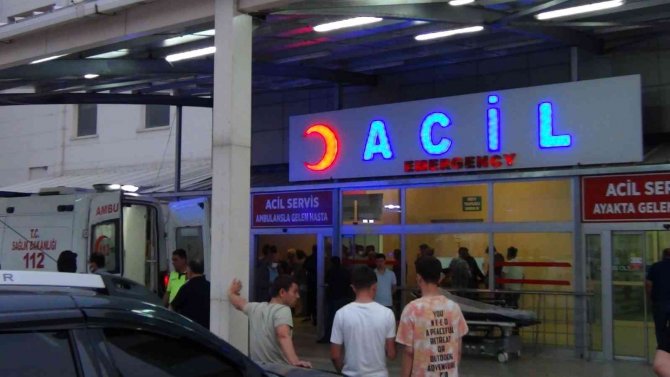 Adana’da Bıçaklı Saldırıya Uğrayan Şahıs Hayatını Kaybetti