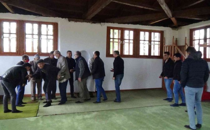 40 Yıl Sonra İlk Bayram Namazı
