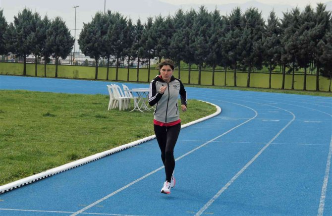 Otizmi Onu ’Pes’ Ettirmedi, Başarıdan Başarıya Koşuyor