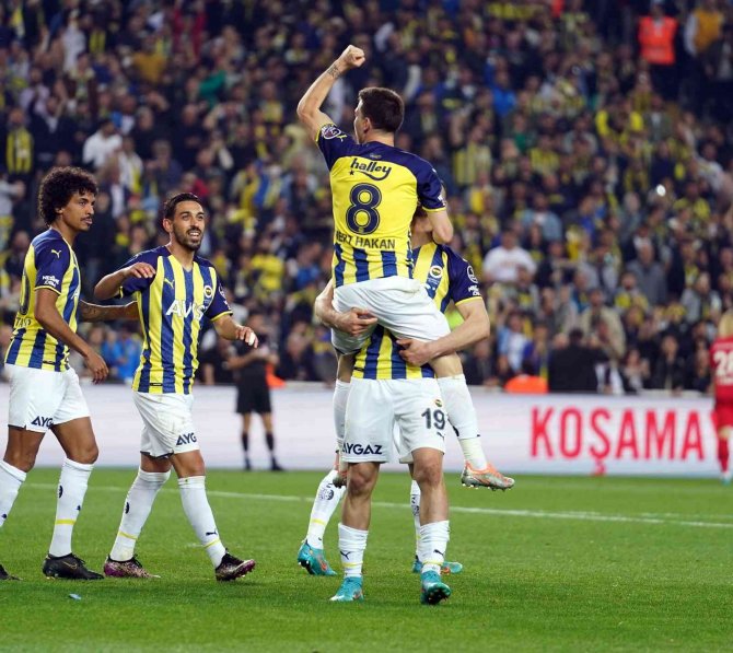 Süper Lig’de 41 Gollü Haftada Düğüm Çözüldü