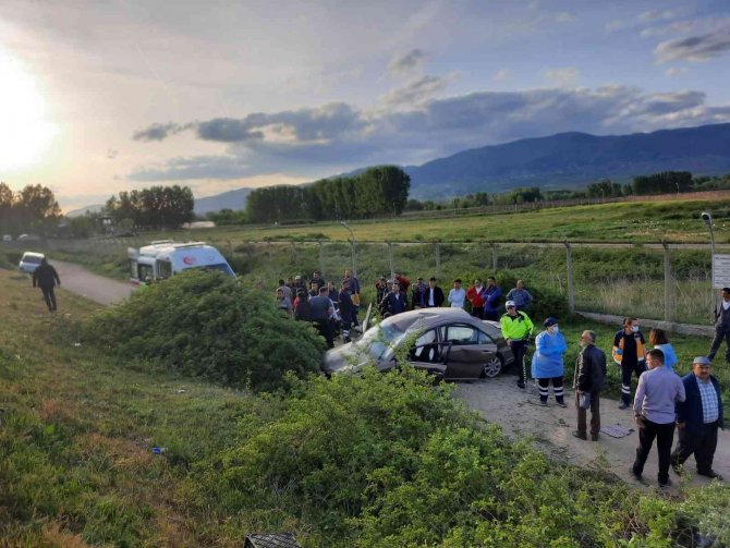 Tokat’ta Otomobil Şarampole Devrildi: 5 Yaralı
