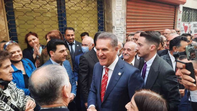 Tdp Genel Başkanı Mustafa Sarıgül İ̇stanbul’da Partililerle Bayramlaştı