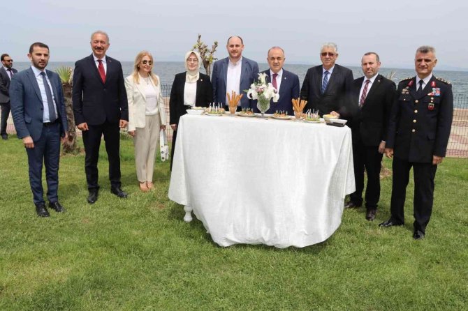 Yalova Protokolü Bayramlaştı