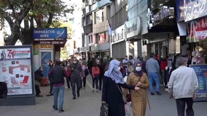 Uzmanından Bayramda Sağlıklı Beslenme Önerileri