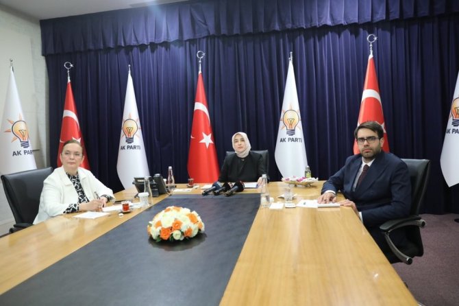 Ak Parti’de Siyasi Partiler Arası Bayramlaşma Video Telekonferans Yöntemiyle Gerçekleşti