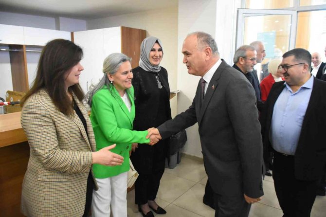 Ak Parti Bayramlaşmasında Birlik Mesajı Verildi