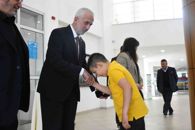 Ak Parti Bayramlaşmasında Birlik Mesajı Verildi