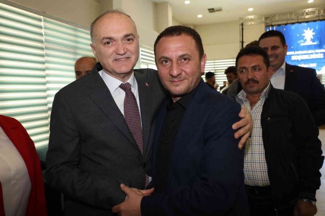 Ak Parti Bayramlaşmasında Birlik Mesajı Verildi