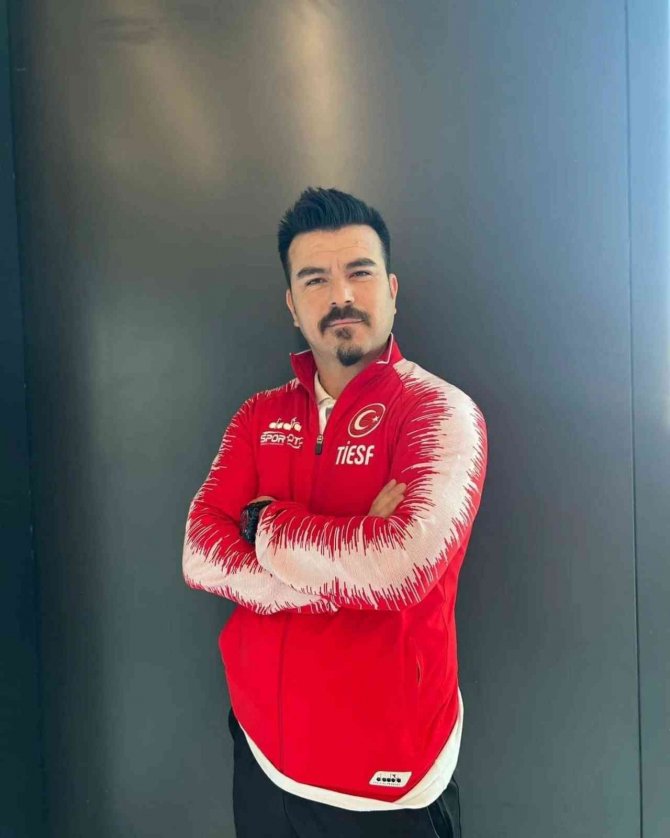 Düzceli Sporcu Olimpiyatlar’da İkinci Oldu