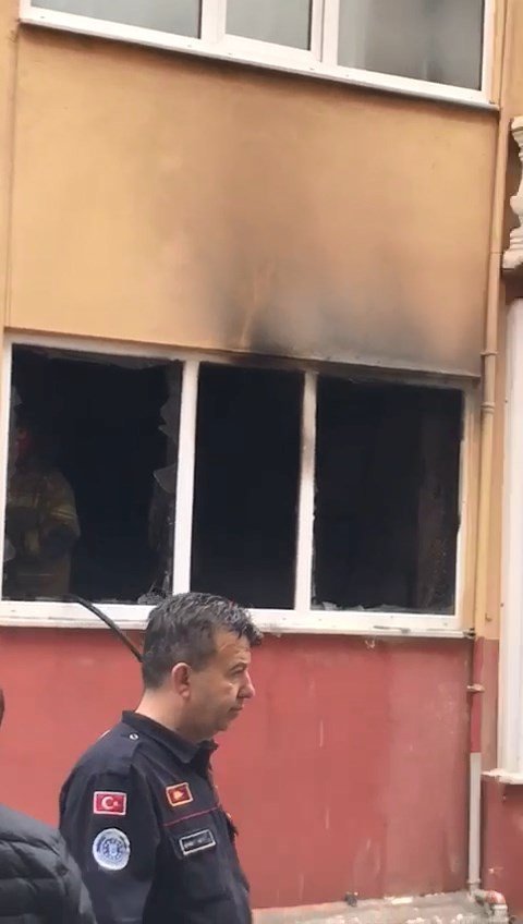 Bursa’da Sabah Saatlerinde Korkutan Yangın