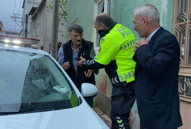 Alkollü Sürücü Polise Sarılarak Bayramlaştı