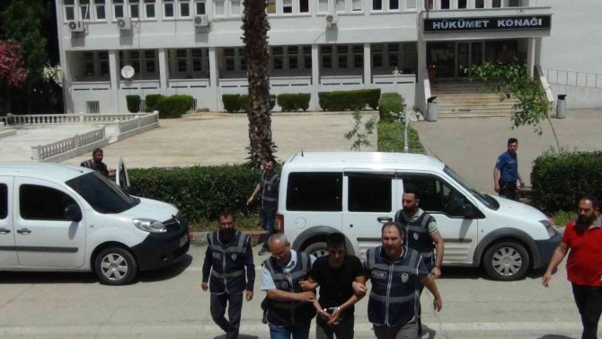 Cinayet Zanlısı Adliyeye Sevk Edildi