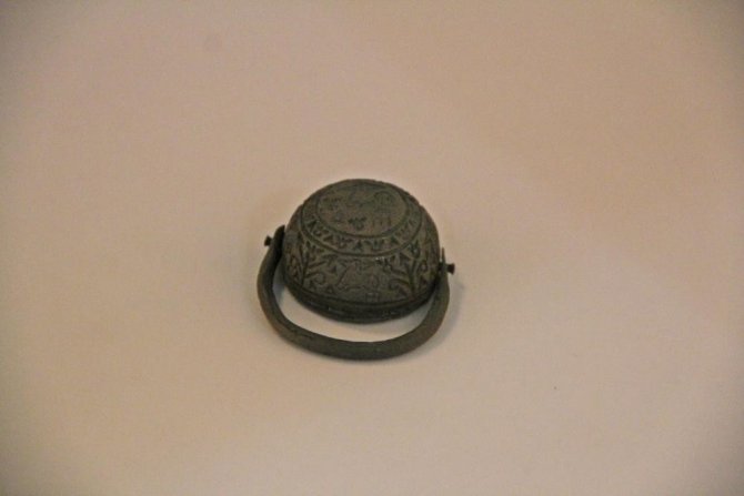 Krem Kutusunda Yurt Dışına Kaçırılmak Üzereyken Ele Geçirilen 3 Bin 600 Yıllık Mühür Sergilenmeye Başladı