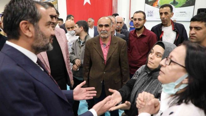 Duşakabin Konuşmasıyla Gündeme Gelen Elazığlı Depremzede Güllü Deniz: “Konuşmalarımız Başka Yere Çekildi’’