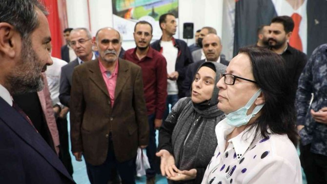 Duşakabin Konuşmasıyla Gündeme Gelen Elazığlı Depremzede Güllü Deniz: “Konuşmalarımız Başka Yere Çekildi’’