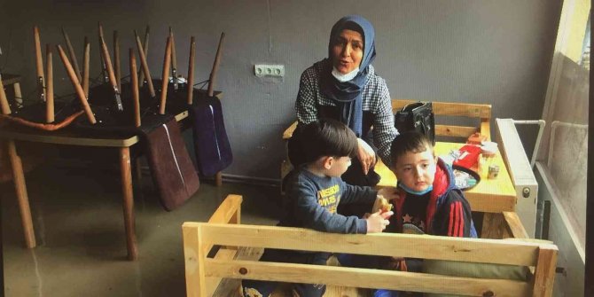 Yemek Yerken Restoranı Sel Bastı