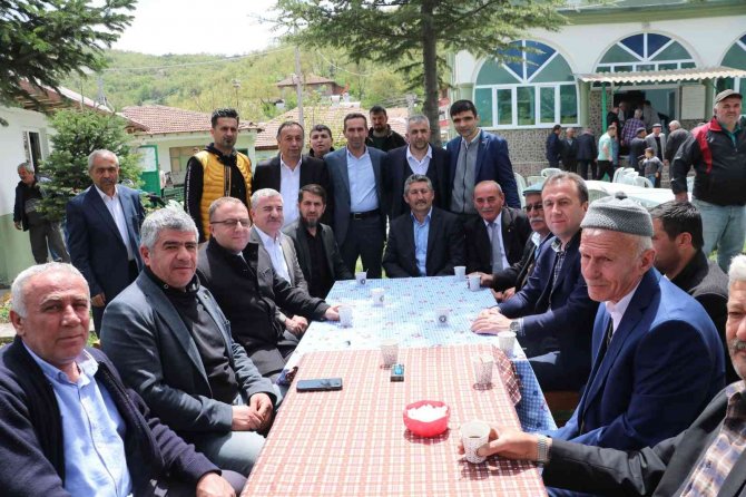 Havza’da Çiftçiler Afetlerden Korunmak İçin Kurban Kesti