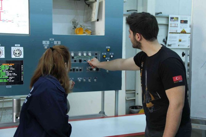 Öğrenciler Bu Eğitim Setleri İle Sektöre Hazırlanıyor