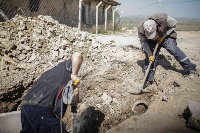 Kütahya’da Alt Yapı Yenileme Çalışmaları