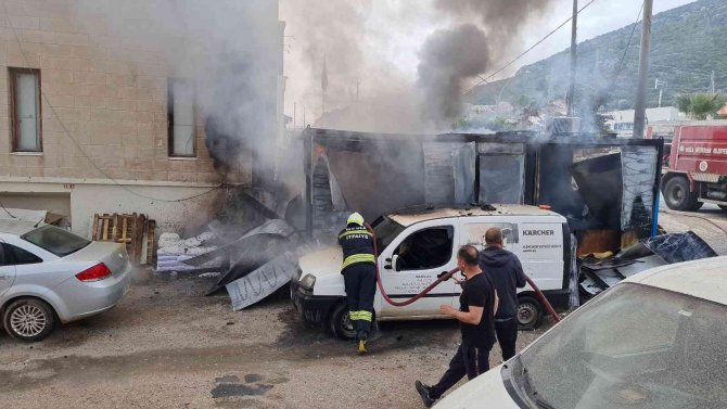 Bodrum’da Yangın Paniği