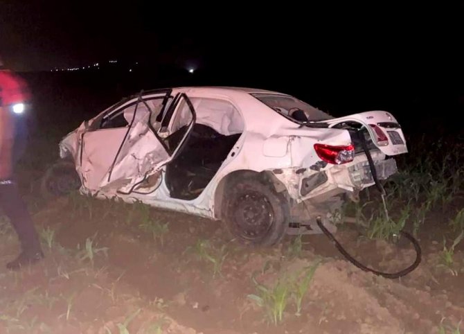Osmaniye’de Otomobil Tarlaya Uçtu: 1 Ölü, 1 Yaralı