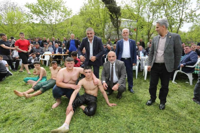 Canik’te Bayram Heyecanı Sürüyor