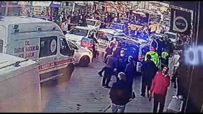Çekmeköy’de Kiracı İle Dükkan Sahibinin Tartışması Kanlı Bitti: 3 Yaralı