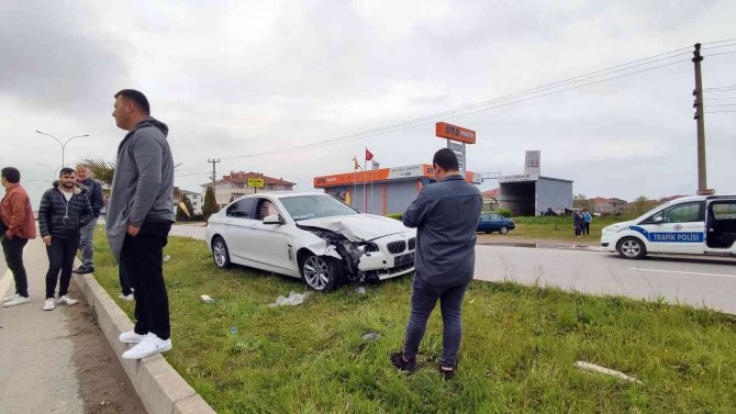 Sakarya’da Zincirleme Kaza: 3 Yaralı