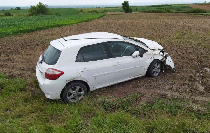 Tekirdağ’da Otomobil Takla Attı: 4 Yaralı