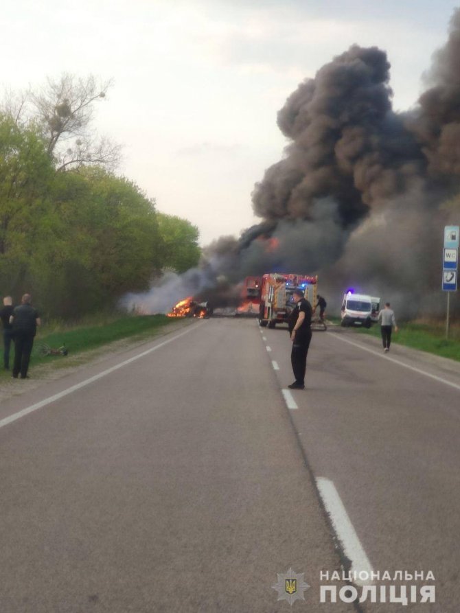 Ukrayna’da Katliam Gibi Trafik Kazası: 16 Ölü, 6 Yaralı