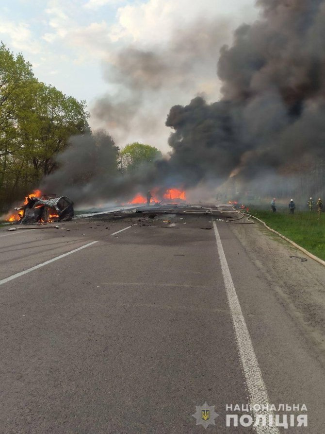 Ukrayna’da Katliam Gibi Trafik Kazası: 16 Ölü, 6 Yaralı