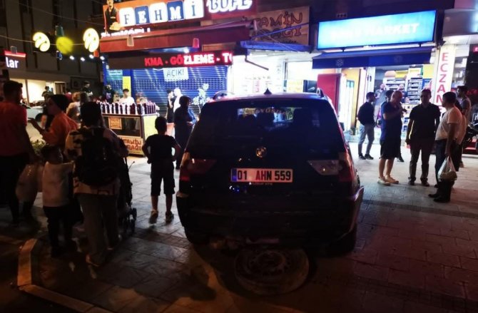 Hastaneye Gitmemek İçin Polis Aracına Kaza Yaptırıp Kaçmaya Çalıştı