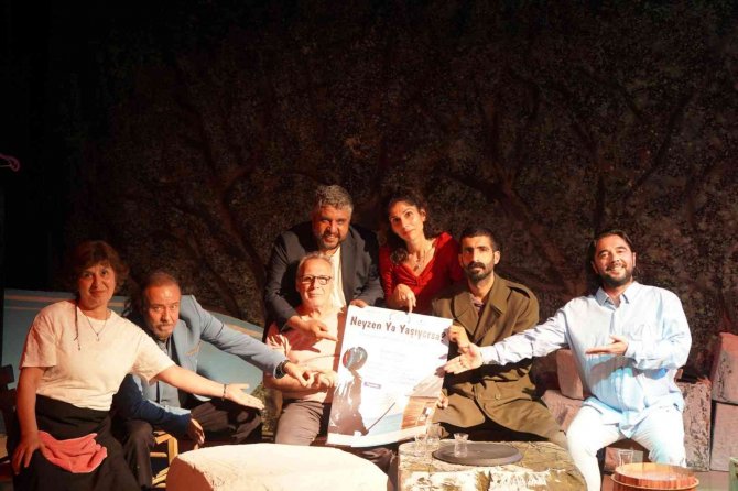 Ayvalık’ta 99 Yıl Sonra Yeniden Belediye Tiyatrosu Kuruldu