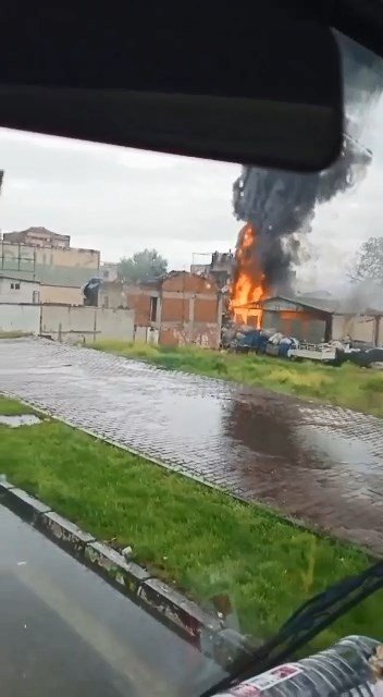 Bursa’da Sabah Saatlerinde Yangın Paniği