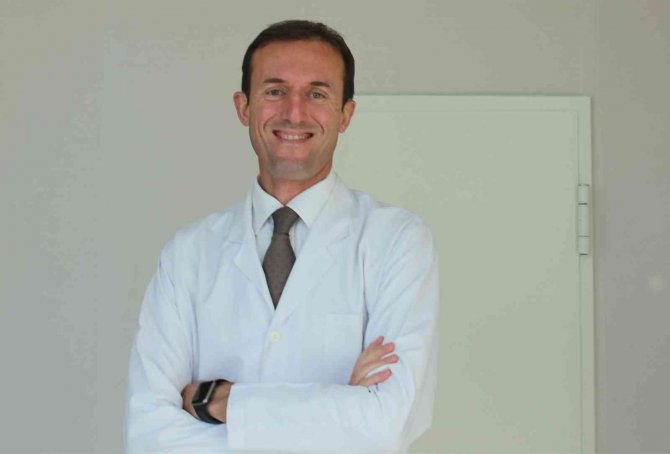 Aynı Kadere, Aynı Doktordan Neşter