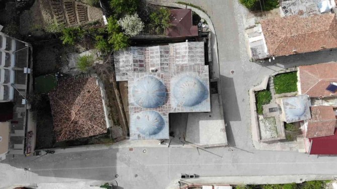 Bu İlçenin Altı Kaynıyor