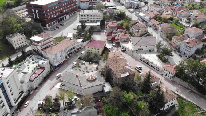 Bu İlçenin Altı Kaynıyor