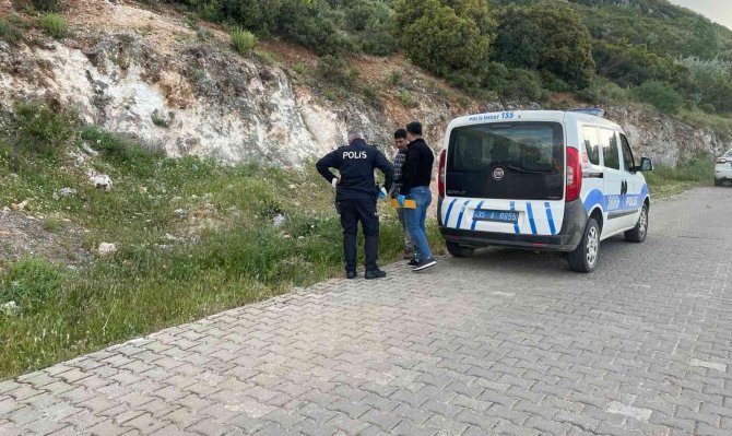 İ̇zmir’de Pompalı Tüfekli Komşu Kavgası: 1 Yaralı