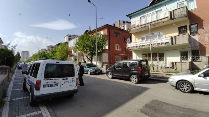 Yalnız Yaşayan Yaşlı Adam Evinde Ölü Bulundu