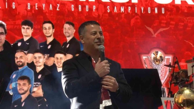 Pendikspor, Şampiyonluğu Coşkuyla Kutladı