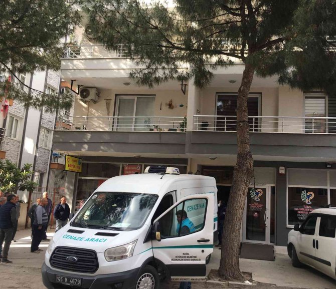 Manisa’da Yalnız Yaşayan Adam Evinde Ölü Bulundu