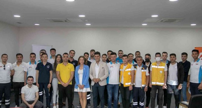Belediye Ambulans Birimi Personeline ’Etkili İletişim Teknikleri’ Eğitimi