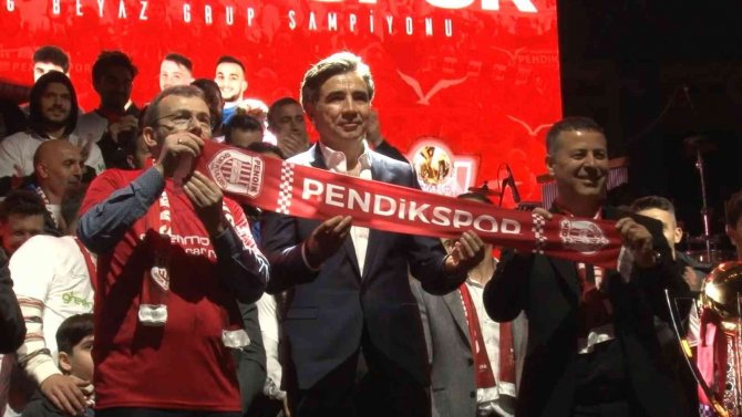 Pendikspor, Şampiyonluğu Coşkuyla Kutladı